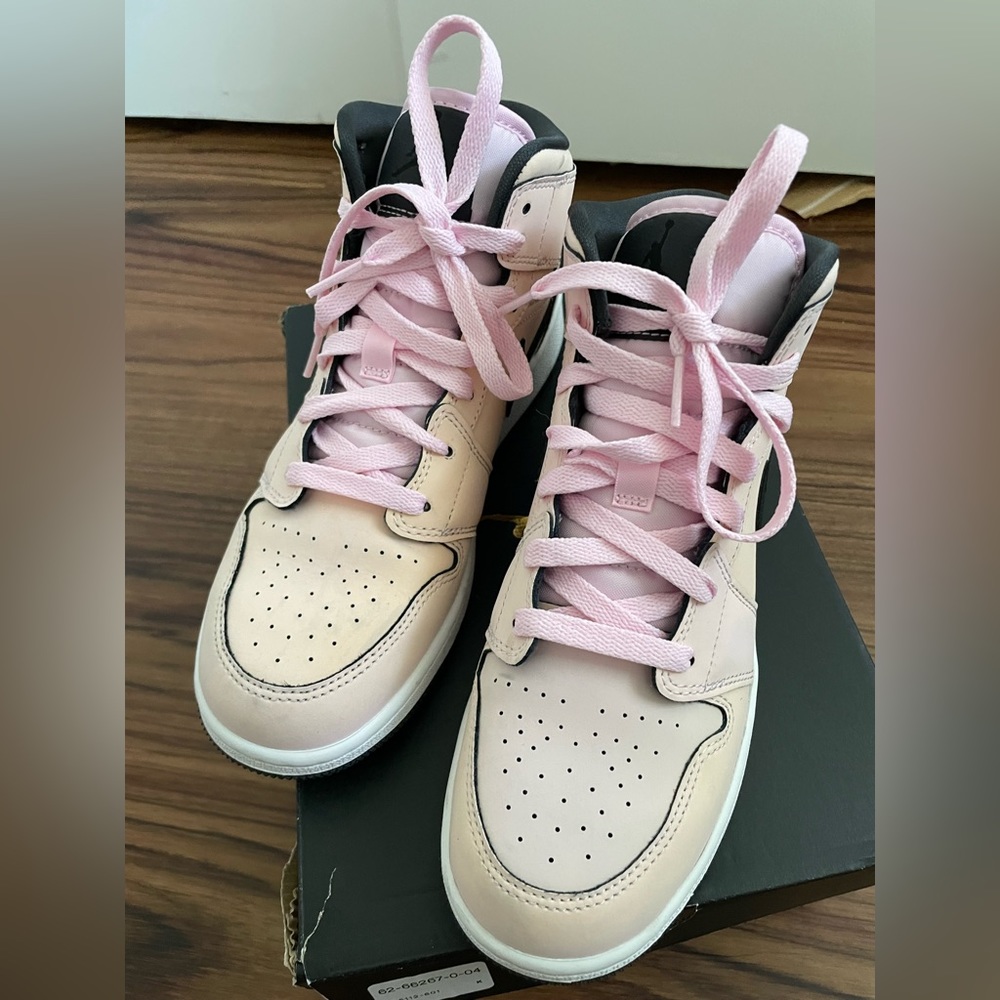 Jordan 1 Mid “Pink Foam” - Picture 9 of 14